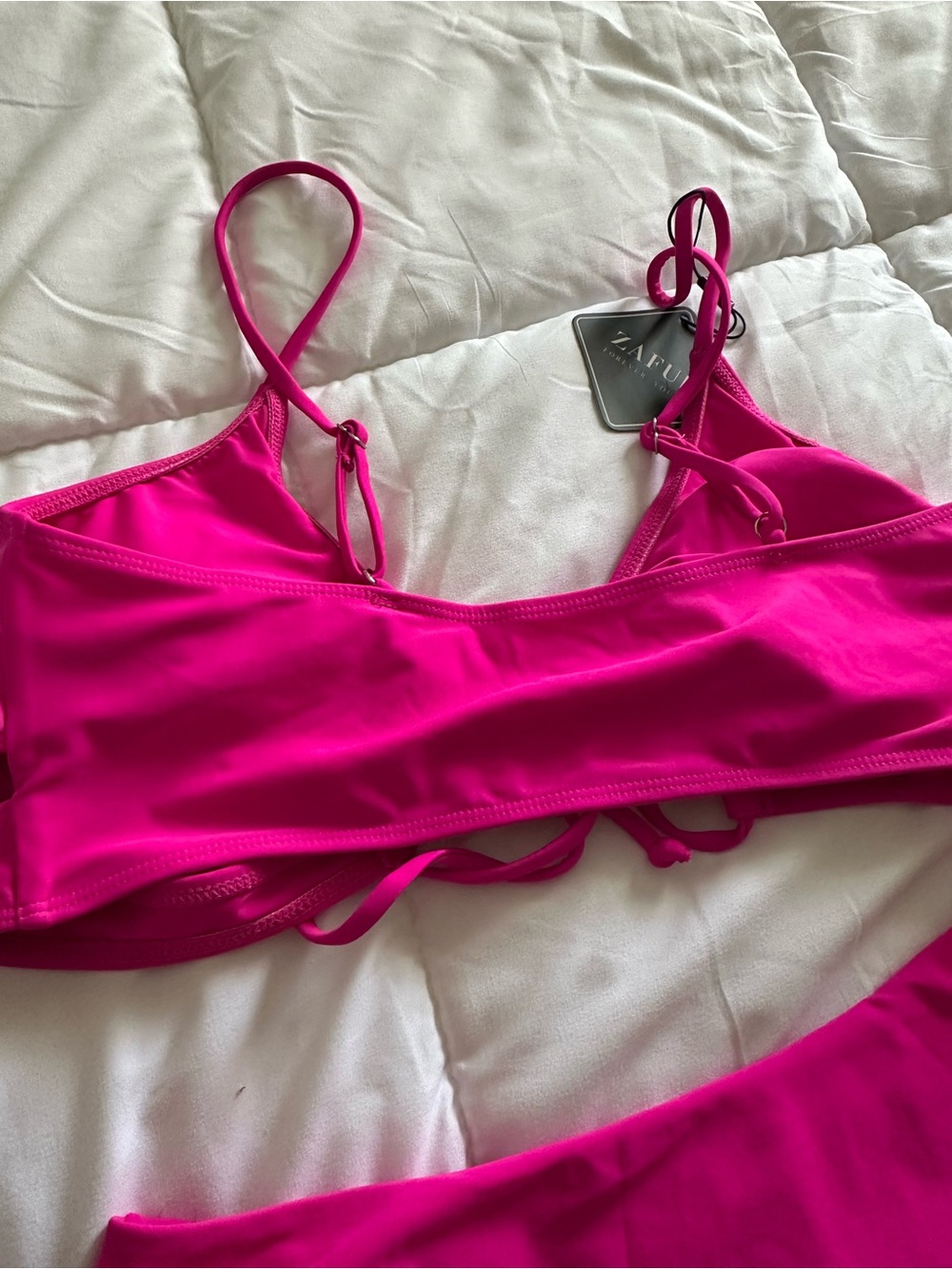 Zaful Hot Pink Tie-Front Bikini Top and bottom size 10 - Picture 3 of 6